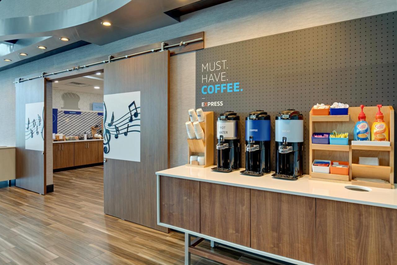 Holiday Inn Express Nashville-Opryland By Ihg Eksteriør billede